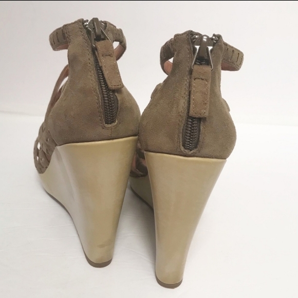 No. 704 b • Women’s Cameron Mink Strappy Wedge - Picture 4 of 6